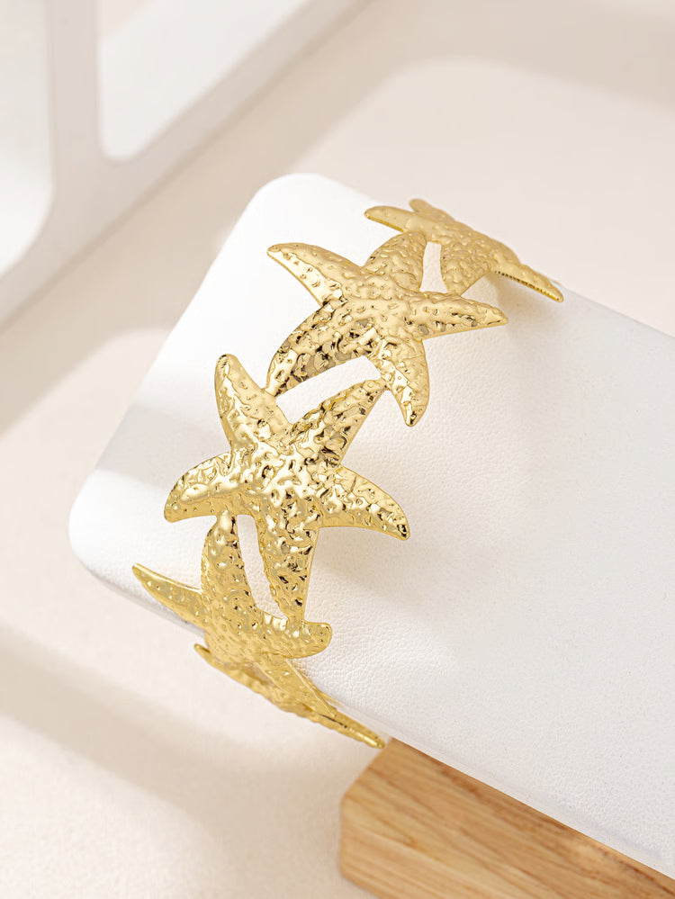Retro Starfish Bracelet – Minimalist Gold Bracelet
