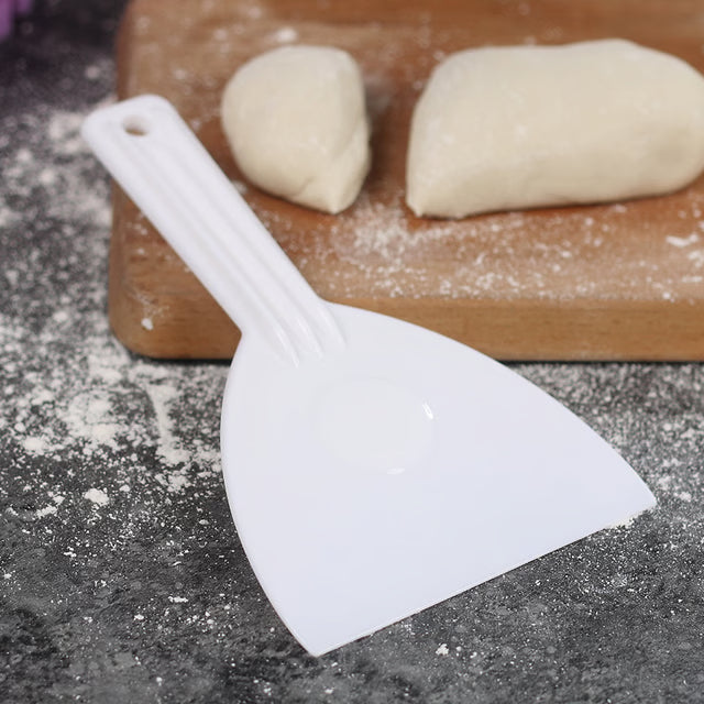 Plastic Cake Knife Scraper Chocolate Shovel Dough Cutter Soft-scratch Butter Tri-angle DIY Baking Kitchen Tools