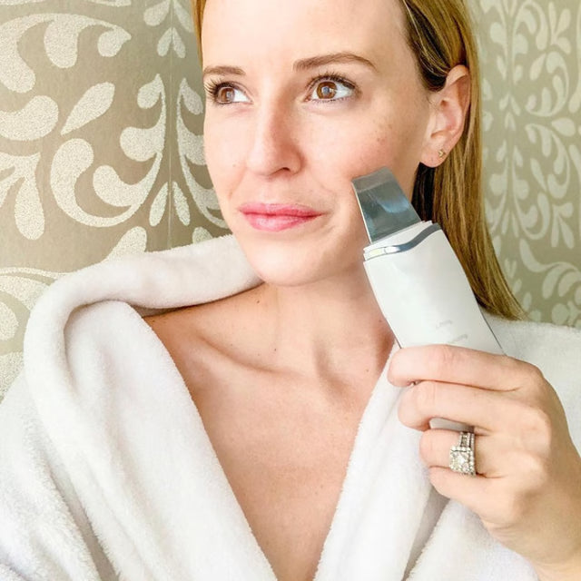 Derma Skin Scrubber Pen